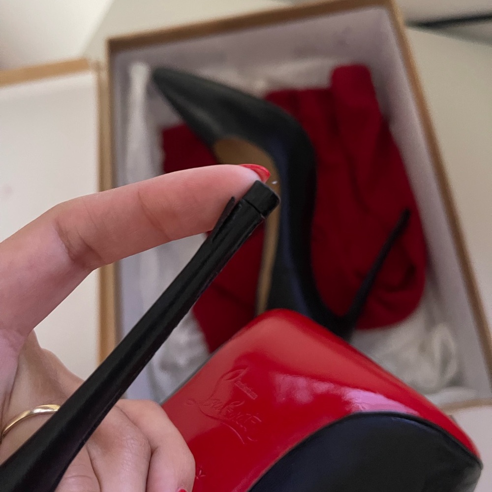 Christian Louboutin So Kate Black Heels - Picture 11 of 12
